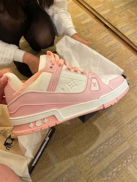 Louis Vuitton Trainer Pink Rose 